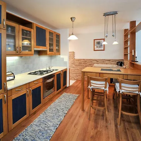 Zara * Veľký Slavkov