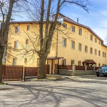 Zara Apartment