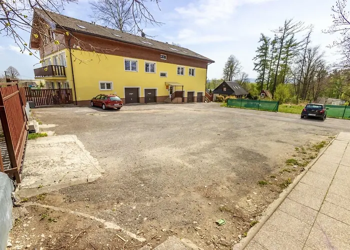 Zara * Veľký Slavkov